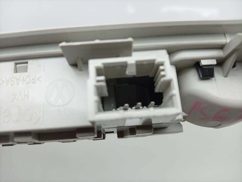 Recambio de luz interior para volkswagen polo vi (aw1, bz1, ae1) 1.0 tsi referencia OEM IAM  2GA947290 