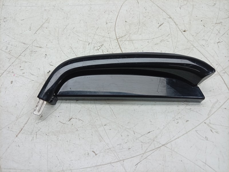 Recambio de moldura para maserati ghibli iii (m157) 3.0 referencia OEM IAM  670025617 