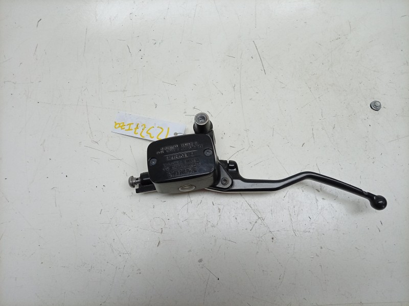 Recambio de bomba freno para bmw c c 400 x referencia OEM IAM 32728558172 32728558172 