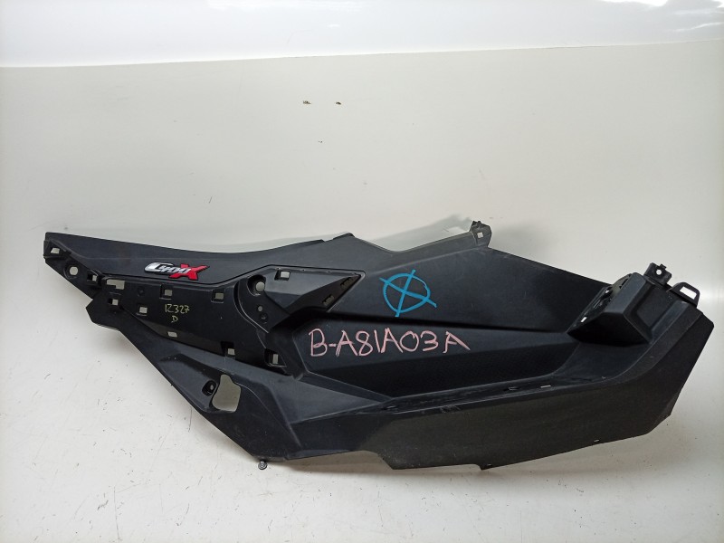 Recambio de moldura para bmw c c 400 x referencia OEM IAM  46638558576 