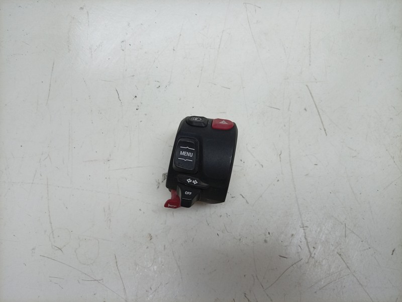 Recambio de piña luces izquierda para bmw c c 400 x referencia OEM IAM  8394461 