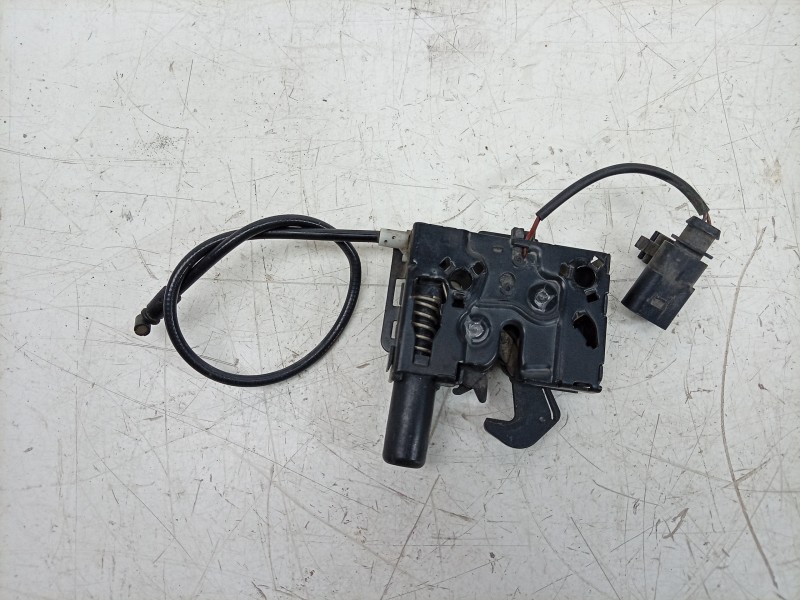 Recambio de cerradura capo para volkswagen polo vi (aw1, bz1, ae1) 1.0 tsi referencia OEM IAM  8S0823509B DLF710D37HQ