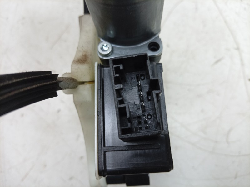 Recambio de elevalunas trasero izquierdo para volkswagen polo vi (aw1, bz1, ae1) 1.0 tsi referencia OEM IAM  2G6839461C 