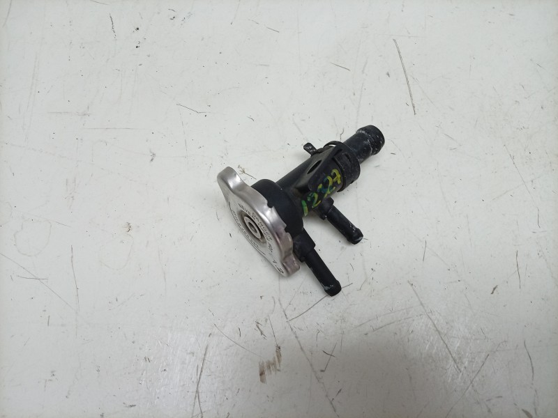Recambio de boca llenado combustible para bmw c c 400 x referencia OEM IAM  17138565174 