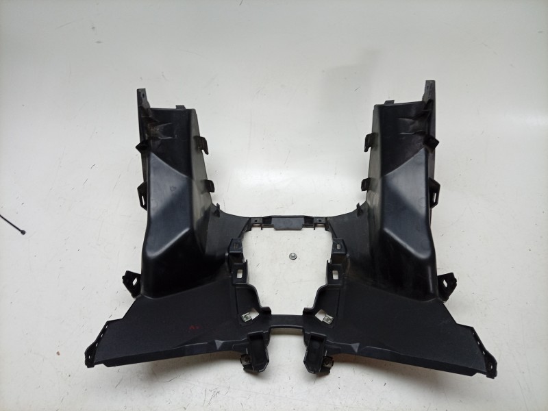 Recambio de contra escudo para bmw c c 400 x referencia OEM IAM  46638566808 