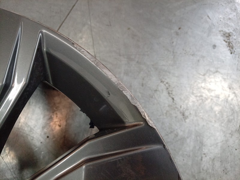 Recambio de llanta para volkswagen t-roc (a11, d11) 1.5 tsi referencia OEM IAM  2GA601025J 