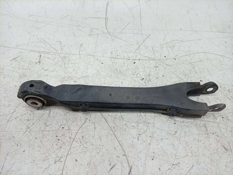 Recambio de tirante trasero izquierdo para mercedes-benz clase c (w204) coupe 2.1 cdi cat referencia OEM IAM  A2043521488 