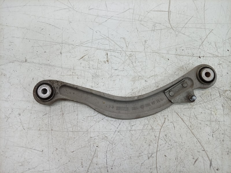 Recambio de brazo suspension superior trasero derecho para mercedes-benz clase c (w204) coupe 2.1 cdi cat referencia OEM IAM  20
