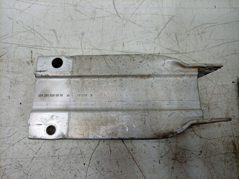 Recambio de soporte paragolpes delantero derecho para mercedes-benz clase c (w204) coupe 2.1 cdi cat referencia OEM IAM  A204620