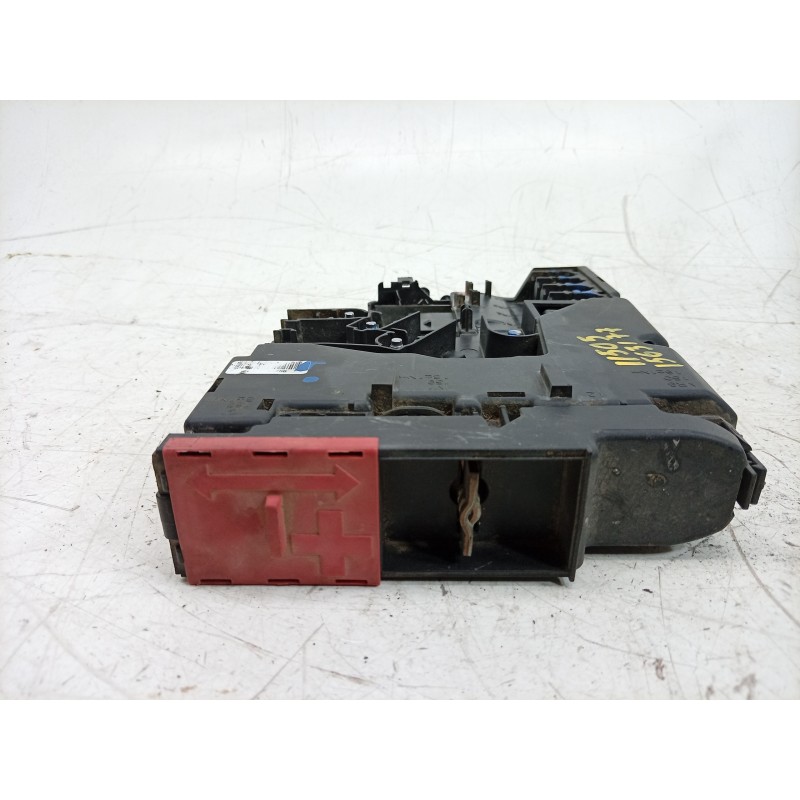 Recambio de caja reles / fusibles para mercedes-benz clase c (w204) coupe 2.1 cdi cat referencia OEM IAM  A2045403650 
