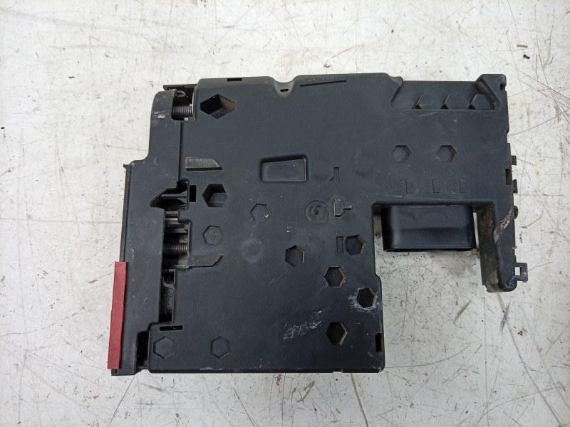 Recambio de caja reles / fusibles para mercedes-benz clase c (w204) coupe 2.1 cdi cat referencia OEM IAM  A2045403650 