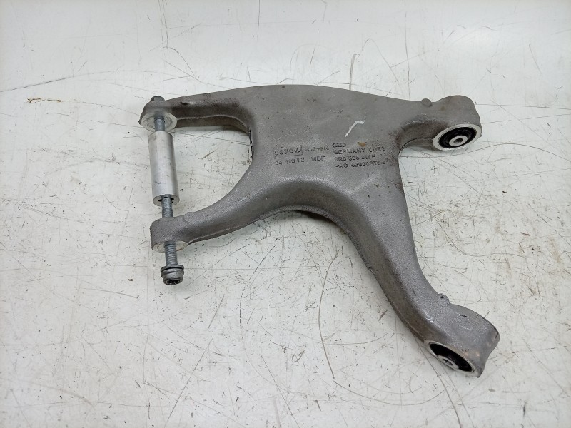 Recambio de brazo suspension inferior trasero izquierdo para porsche macan (95b) 3.0 s referencia OEM IAM  8R0505311F 
