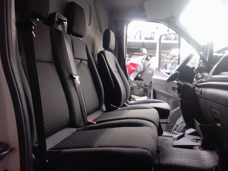 ford transit custom v362 furgoneta (fy, fz) del año 2025