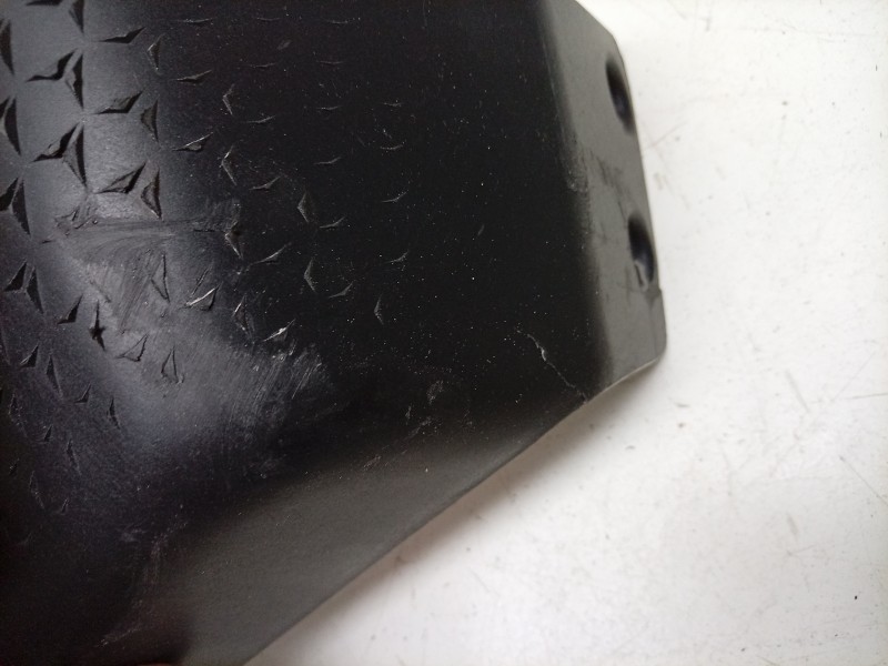 Recambio de moldura para ktm 890 smt referencia OEM IAM  A67507025020 