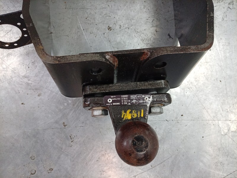 Recambio de enganche remolque para toyota hilux (gun1) doble cabina dlx 4x4 referencia OEM IAM  PW9600K003 
