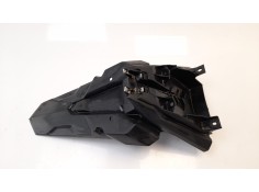 Recambio de portamatriculas para honda forza 125 forza 125 referencia OEM IAM 80101K0BK00  