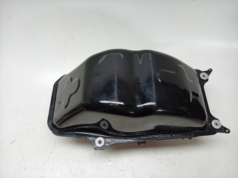 Recambio de deposito combustible para bmw c c 400 x referencia OEM IAM 16118558151 16118558151 