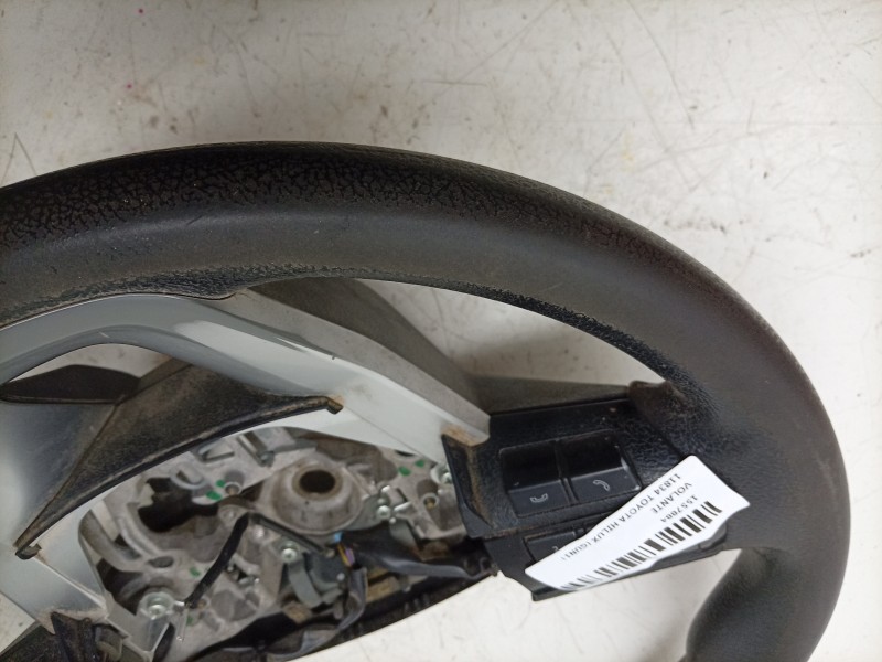 Recambio de volante para toyota hilux (gun1) doble cabina dlx 4x4 referencia OEM IAM  451000KE60 