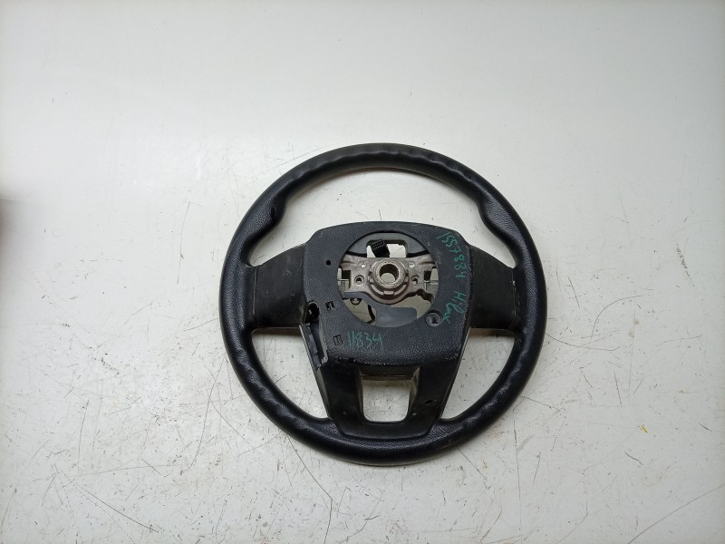 Recambio de volante para toyota hilux (gun1) doble cabina dlx 4x4 referencia OEM IAM  451000KE60 