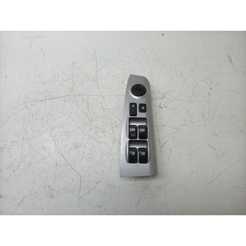 Recambio de mando elevalunas delantero izquierdo para kia sportage ii (je_, km_) 2.0 i 16v referencia OEM IAM  93570IF260 