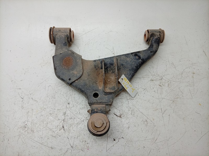 Recambio de brazo suspension inferior delantero derecho para toyota hilux (gun1) doble cabina dlx 4x4 referencia OEM IAM  480680