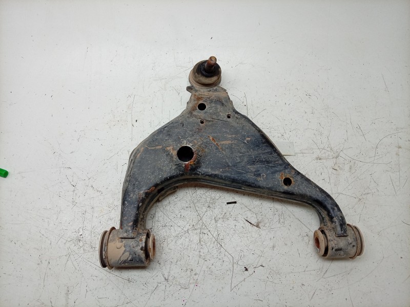 Recambio de brazo suspension inferior delantero derecho para toyota hilux (gun1) doble cabina dlx 4x4 referencia OEM IAM  480680