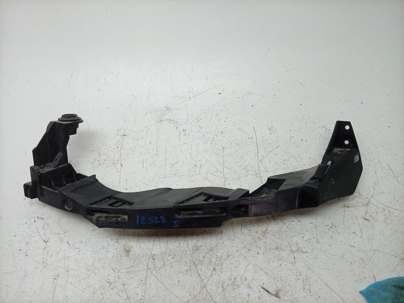 Recambio de soporte faro izquierdo para volkswagen polo vi (aw1, bz1, ae1) 1.0 tsi referencia OEM IAM  2G0805071 