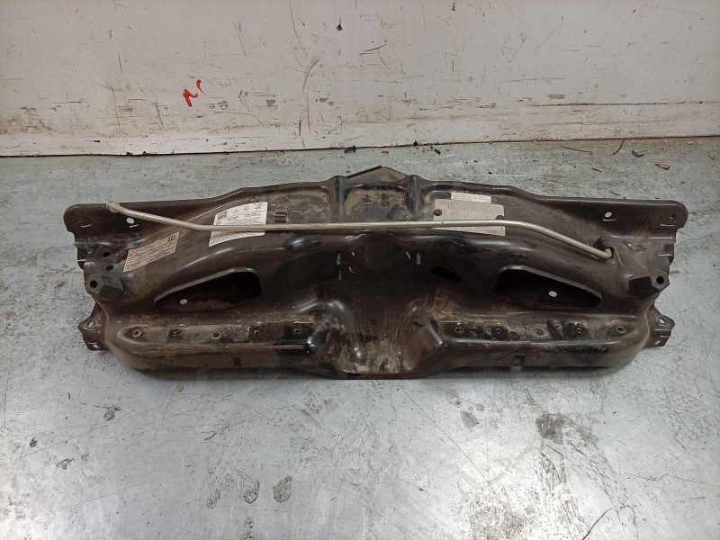 Recambio de travesaño superior para toyota proace max referencia OEM IAM  1379472080 