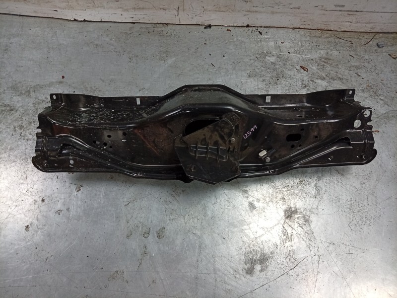 Recambio de travesaño superior para toyota proace max referencia OEM IAM  1379472080 