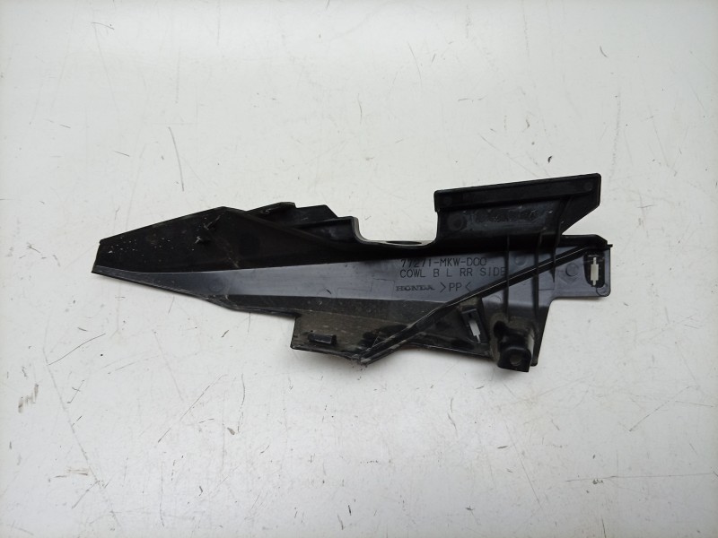 Recambio de moldura para honda nc nc 750 x (rh09) referencia OEM IAM  77271MKWD00 