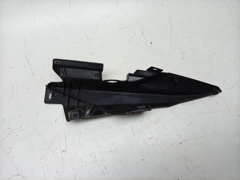 Recambio de moldura para honda nc nc 750 x (rh09) referencia OEM IAM  77261MKWD00 
