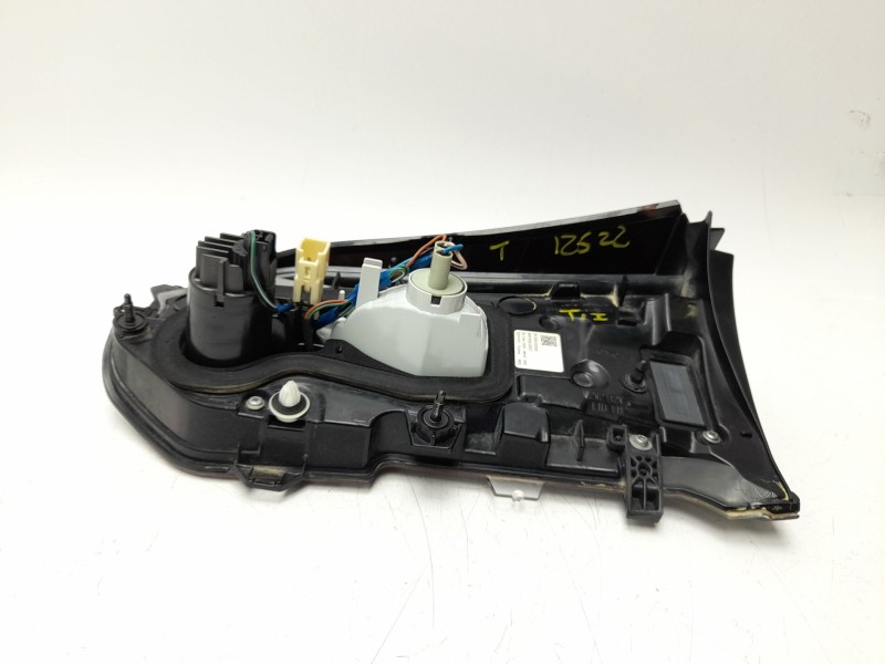 Recambio de piloto trasero izquierdo interior para toyota rav 4 v (_a5_, _h5_) 2.5 hybrid awd (axah54) referencia OEM IAM  81590