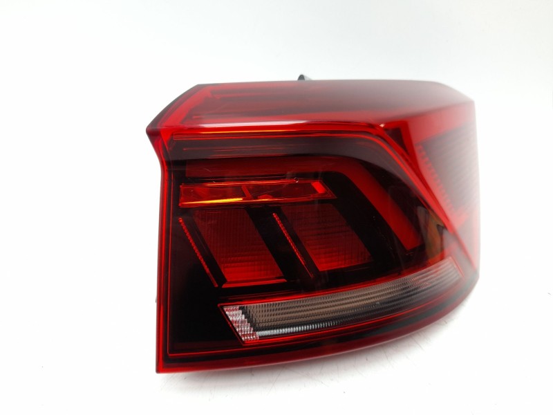 Recambio de piloto trasero derecho para volkswagen t-roc (a11, d11) 1.5 tsi referencia OEM IAM  2GA945096D 103F23810772/VG770406