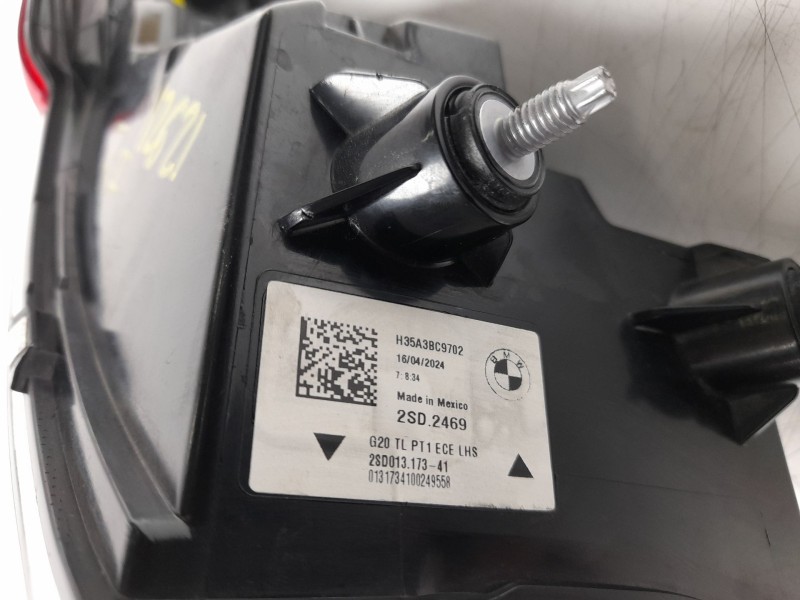 Recambio de piloto trasero izquierdo para bmw 3 (g20, g80, g28) 318 d mild-hybrid referencia OEM IAM  63215A3BC65 103F06401775