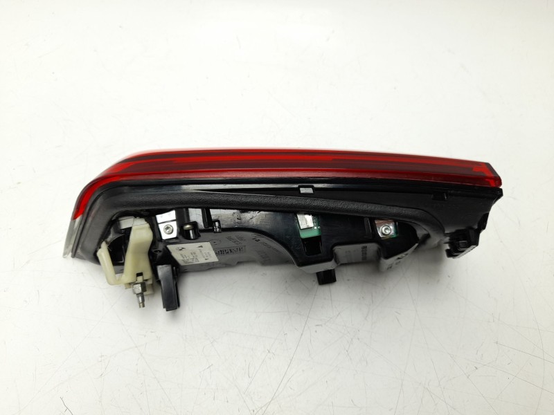 Recambio de piloto trasero derecho interior para bmw 3 (g20, g80, g28) 318 d mild-hybrid referencia OEM IAM  63215A3BC62 103F064