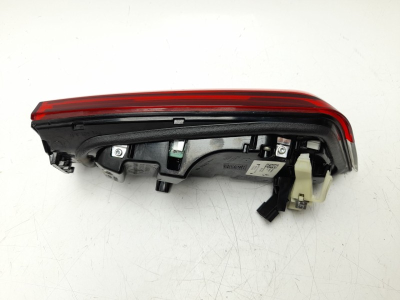 Recambio de piloto trasero izquierdo interior para bmw 3 (g20, g80, g28) 318 d mild-hybrid referencia OEM IAM  63215A3BC57 103F0
