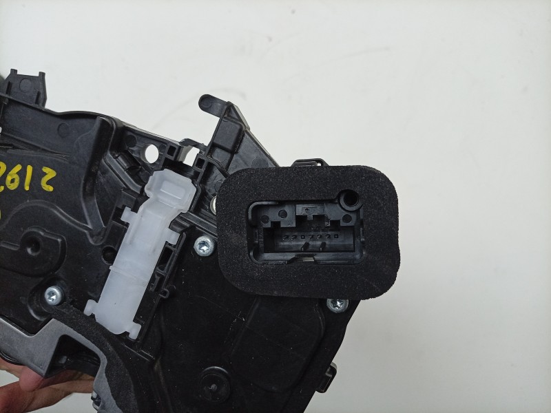 Recambio de cerradura puerta trasera derecha para volkswagen polo vi (aw1, bz1, ae1) 1.0 tsi referencia OEM IAM  10A839016B DLF8