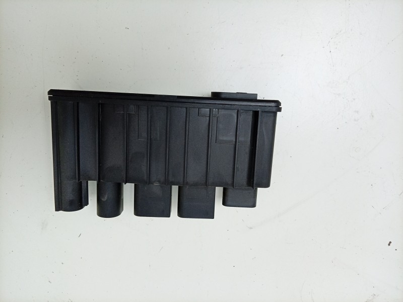 Recambio de modulo electronico para bmw x1 (f48) sdrive 18 d referencia OEM IAM  18576710 