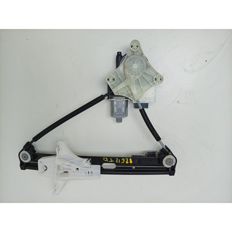 Recambio de elevalunas trasero derecho para volkswagen polo vi (aw1, bz1, ae1) 1.0 tsi referencia OEM IAM  2G6839462D EPSVW135/2