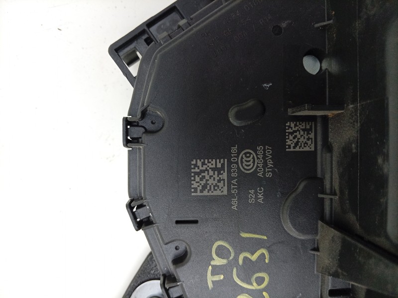 Recambio de cerradura puerta trasera derecha para volkswagen t-roc (a11, d11) 1.5 tsi referencia OEM IAM  5TA839016L 