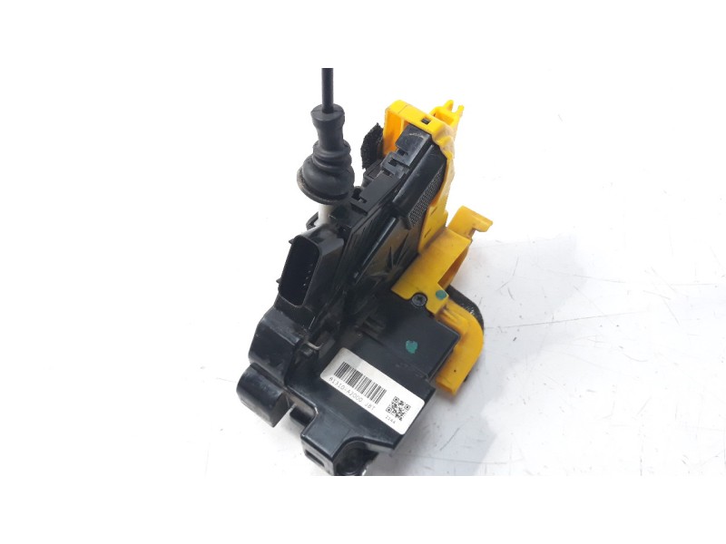 Recambio de cerradura puerta delantera izquierda para kia cee´d 1.4 crdi cat referencia OEM IAM 81310A2000  