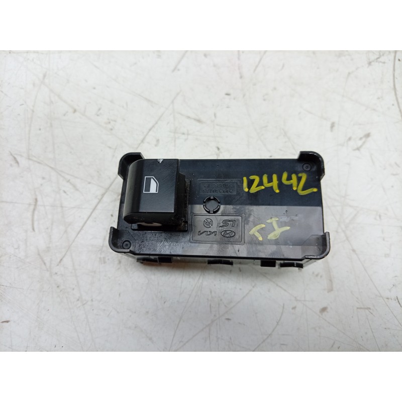 Recambio de mando elevalunas trasero izquierdo para hyundai kona (os, ose, osi) 1.6 gdi hybrid referencia OEM IAM  93581BE000NNB