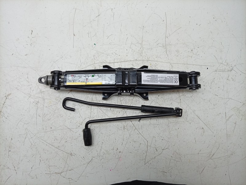 Recambio de herramientas para cupra formentor (km7, kmp) 1.5 tsi referencia OEM IAM  5WA011031TS3 