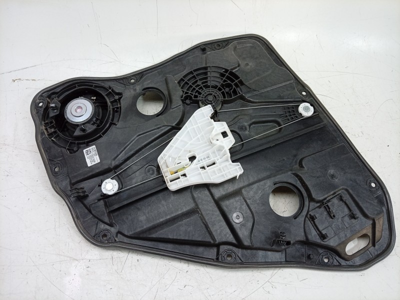 Recambio de elevalunas trasero izquierdo para hyundai kona maxx 2wd referencia OEM IAM  83470BE000 