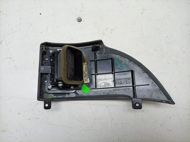 Recambio de aireador derecho para aston martin rapide 5.9 v12 cat referencia OEM IAM  AD43C04634ABW 