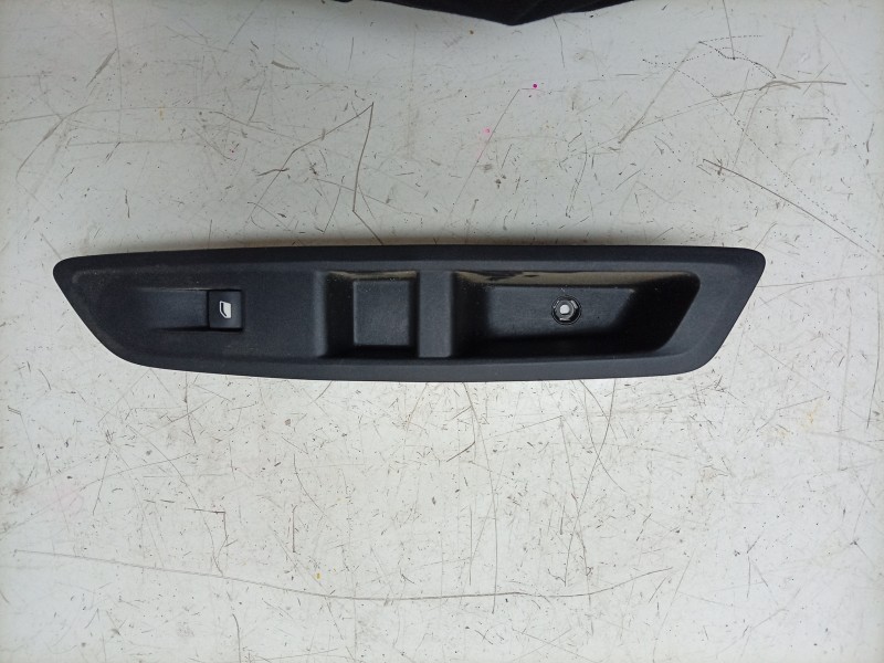 Recambio de mando elevalunas delantero derecho para citroën c4 iii (ba_, bb_, bc_) 1.2 puretech 130 (bahnsa, bahnsb) referencia 