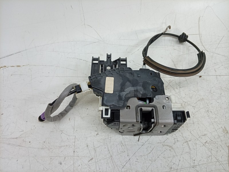 Recambio de cerradura puerta delantera derecha para mercedes-benz clase c (w204) coupe 2.1 cdi cat referencia OEM IAM  A20472030