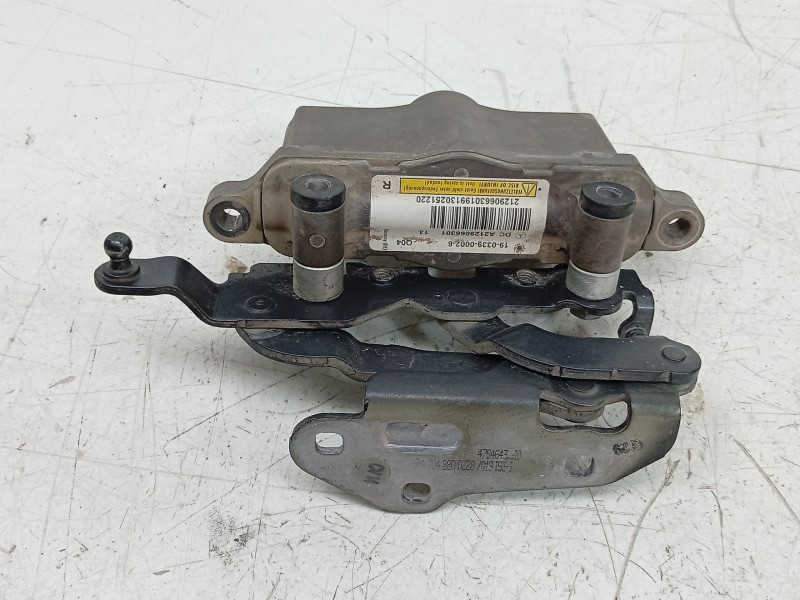 Recambio de bisagra capo derecha para mercedes-benz clase c (w204) coupe 2.1 cdi cat referencia OEM IAM  A2129066301 