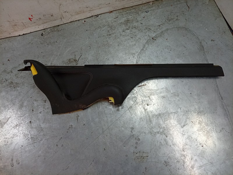 Recambio de moldura para aston martin rapide 5.9 v12 cat referencia OEM IAM   