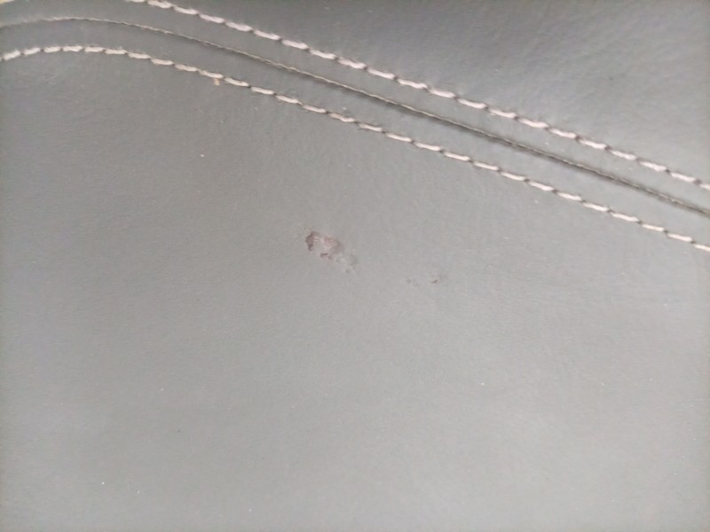 Recambio de moldura para aston martin rapide 5.9 v12 cat referencia OEM IAM   